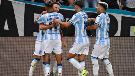 Racing «se burló» del tristísimo Boca de Gago: 2-0 con goles de Vietto y Martínez