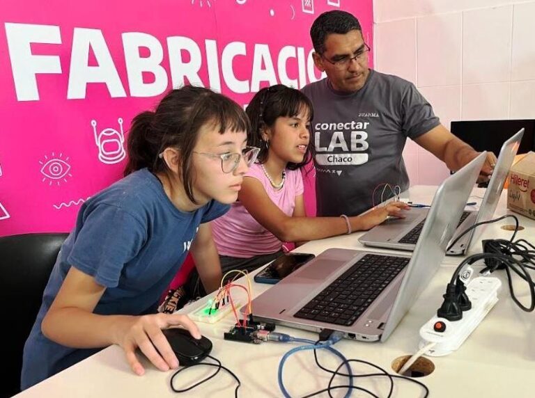 Sigue el Verano Tecnológico en la plaza 25 de Mayo y en Educar Lab en Fontana
