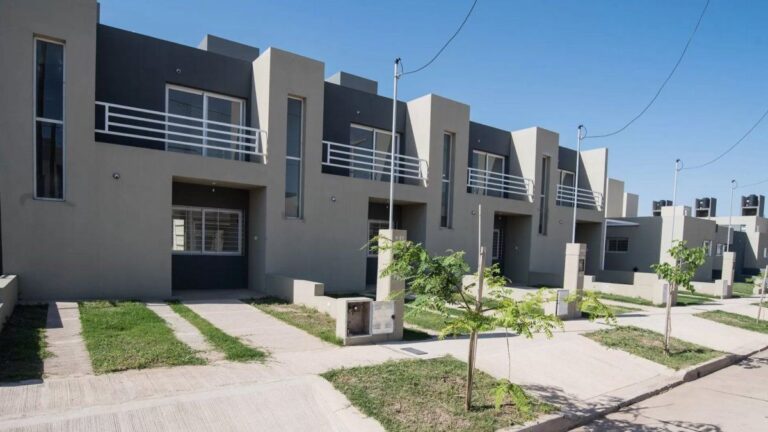 El Gobierno disolvió la secretaría de Hábitat y Vivienda