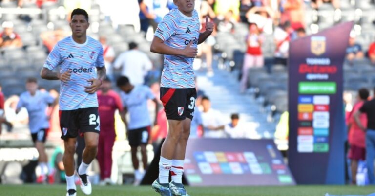 La historia de Lencina, el enganche de 19 años que es titular en River