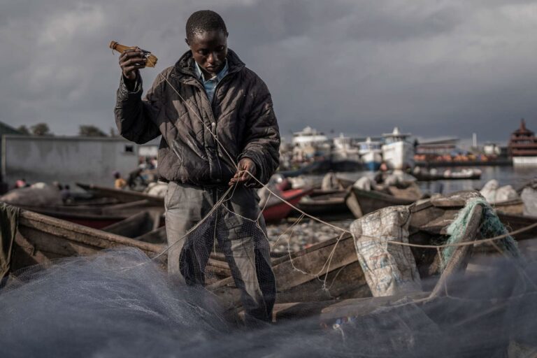 Más de 140 personas murieron en el Congo por un incendio en una embarcación