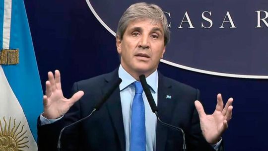 Luis Caputo celebró que los supermercados rechazaron listas de precios con aumentos de hasta 12%