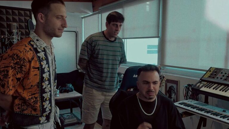 «Astrolabio»: Wos y Saje alzan la voz (y la furia) en el nuevo single de Veeyam