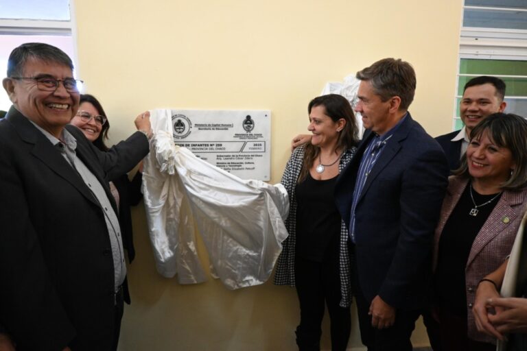 Zdero inauguró el edificio del nuevo Jardín de Infantes N259 en Las Palmas