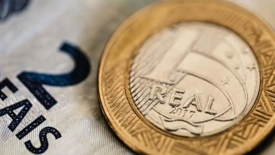 A cuánto cerró el real blue hoy, jueves 13 de junio de 2025