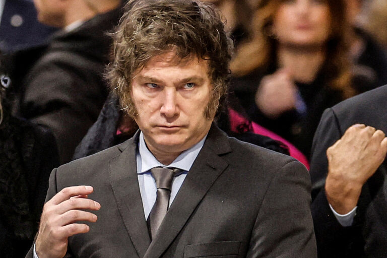 La libertad avanza… hacia 2001