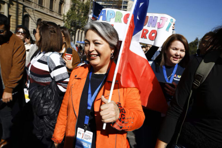 El partido de Boric perdió las internas de la izquierda ante el Partido Comunista