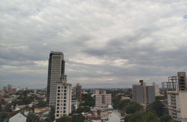 Vuelve el frío y alertan por ráfagas de viento que podrían superar los50 km/h