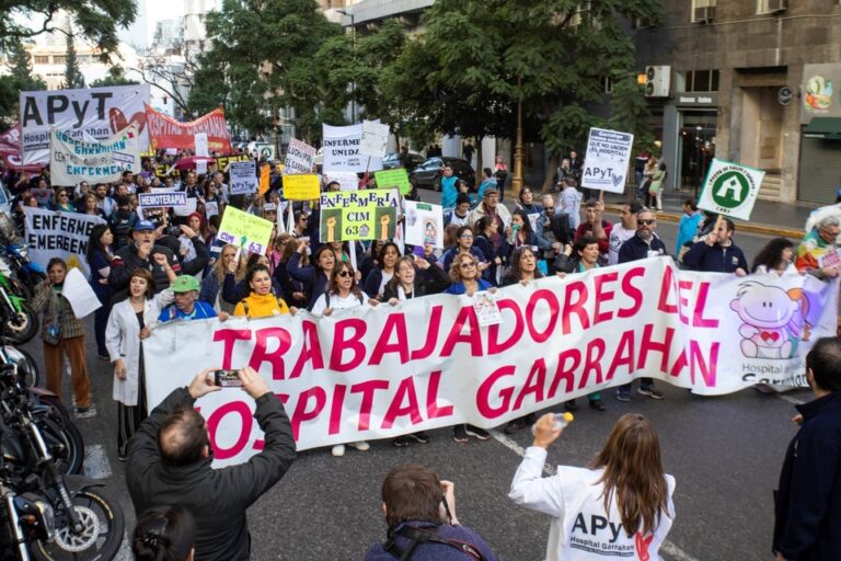 Cortes de tránsito en la Ciudad por la movilización de los trabajadores del Hospital Garrahan
