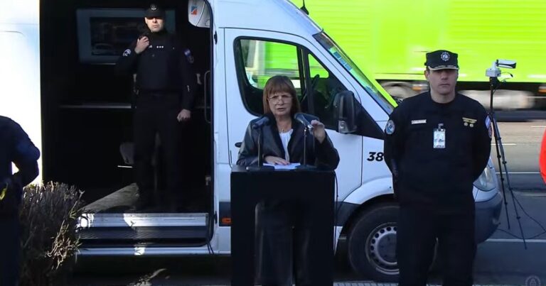 Bullrich lanzó el Anillo Digital de seguridad, defendió el patrullaje oficial en redes sociales y tildó de mafioso al 2 de Chiqui Tapia en AFA