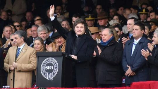 Milei baja retenciones y le «perdona» al agro cordobés unos US$300 millones