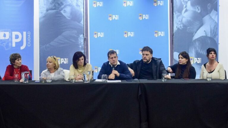 El peronismo porteño negocia unidad para octubre, entre la ampliación y la defensa de Cristina Kirchner: los nombres que suenan