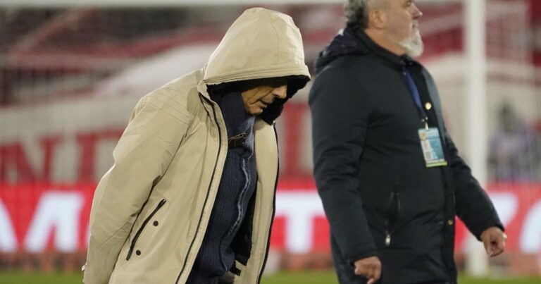 La insólita explicación de Russo sobre el cambio de Merentiel