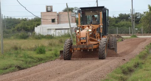 El Municipio de Resistencia mejora la circulación en la Chacra 102 con obras de ripio