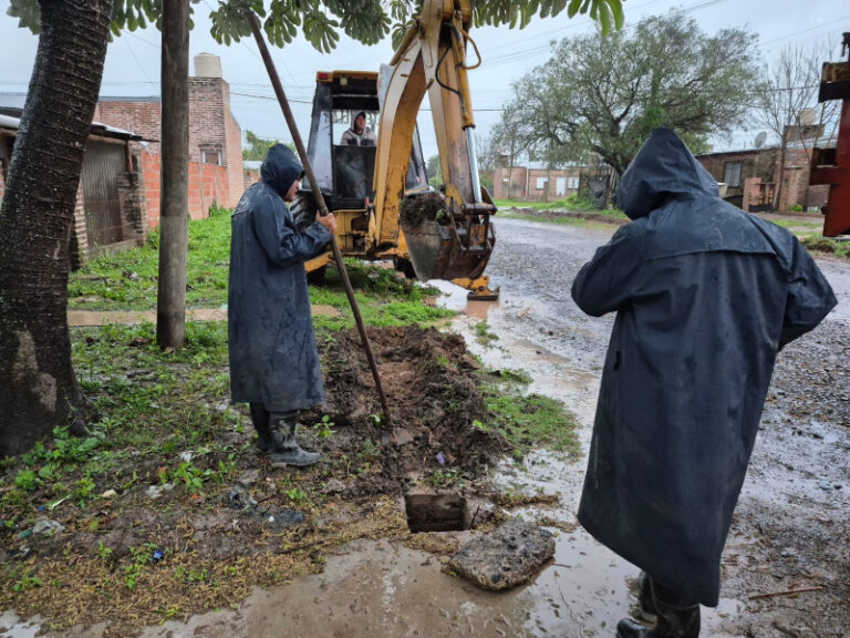 La Municipalidad de Barranqueras se mantiene activa ante la alerta meteorológica