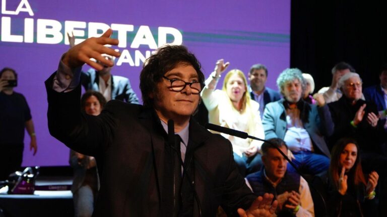 Javier Milei, en pleno escándalo de presuntas coimas: «Les estamos afanando los choreos»