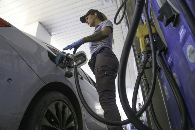 Combustibles: nuevo incremento en  septiembre