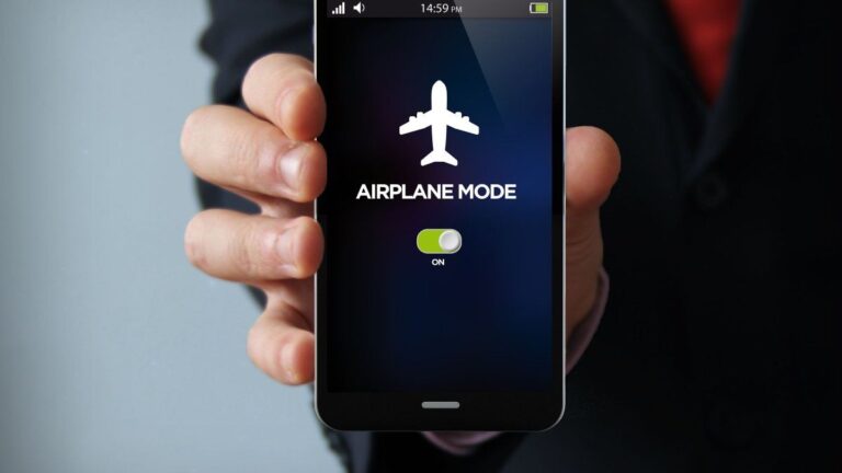 El «modo avión» puede potenciar el rendimiento del celular pero pocos lo usan: los 3 beneficios que no conocías