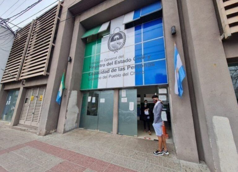 Legislativas: el Registro Civil abrirá su pertas el fin de semana para entregar documentos