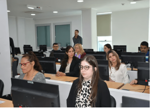 Comenzó la segunda etapa de los exámenes para cubrir cargos vacantes en el Municipio