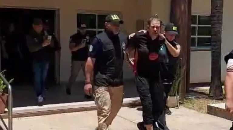 Matkovich confirmó que dos guardias fueron sumariados por la fuga de La Barbi