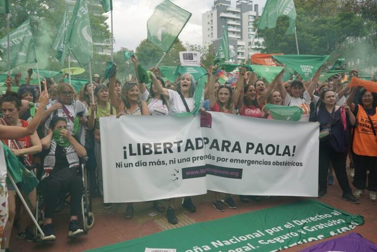 Invitan a sumarse a la campaña Navidad sin presas por emergencias obstétricas