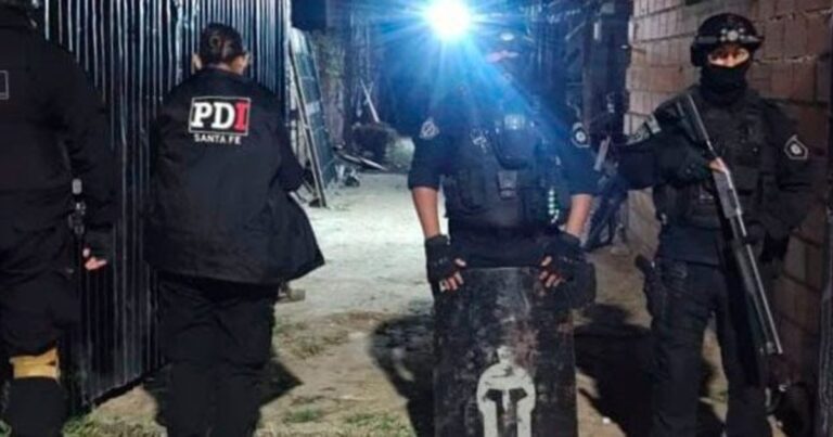 Cayó una banda narco en Rosario: usaban a mellizas de 7 años y a un nene de 10 para vender droga