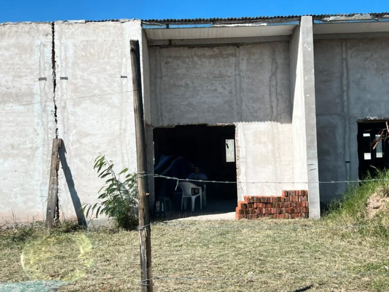 Escándalo en Margarita Belén: el IPDUV denuncia entrega ilegal de una obra para adultos mayores