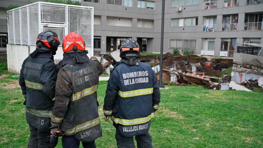 Derrumbe en Parque Patricios: el informe técnico del Gobierno porteño confirmó riesgo estructural en cuatro edificios